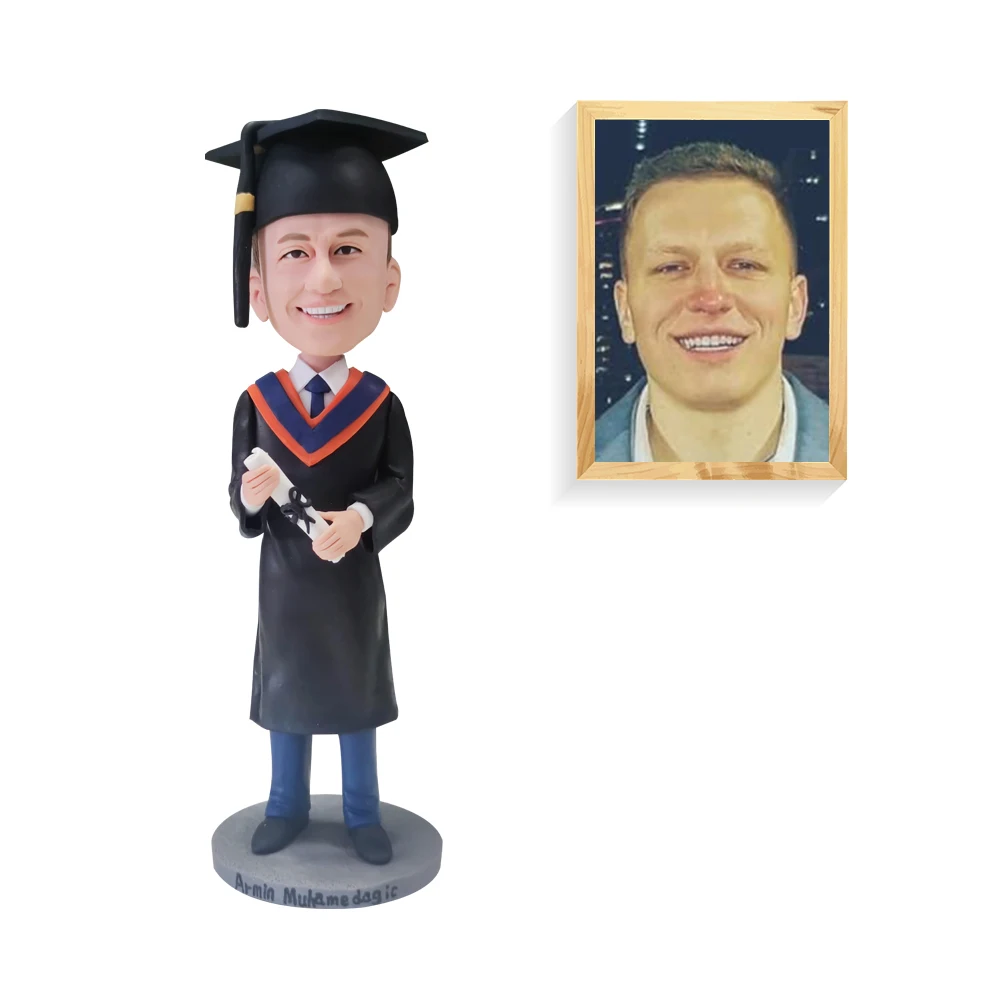 Custom Bobbleheads Figures Personalized Graduate Handmade Doll Face Sculpture For Student Classmate Friend Commemorative Gift