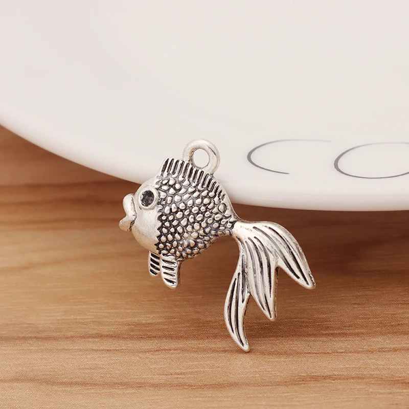 

10 Pieces Silver Color Ocean Animal Fish Charms Pendants for DIY Bracelet Necklace Jewellery Making Findings Accessories 27x20mm