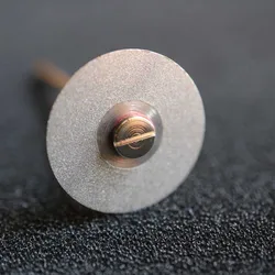 10pcs Dental Ultra-thin 0.15mm Double Sided Diamond Cutting Disc diameter 22mm with 2 mandrels