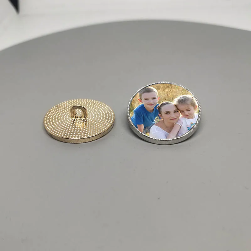 Personalized photo printing, custom buttons, a favorite gift for mom, dad and grandparents