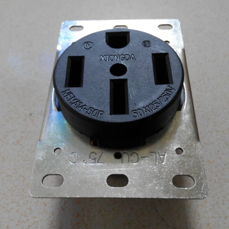 Amerikanischen standard Industrial Buchse 4 Pole 4 Loch NEMA L14-50R Power Buchse Outlet 50A/125V ~ 250V buchse UL