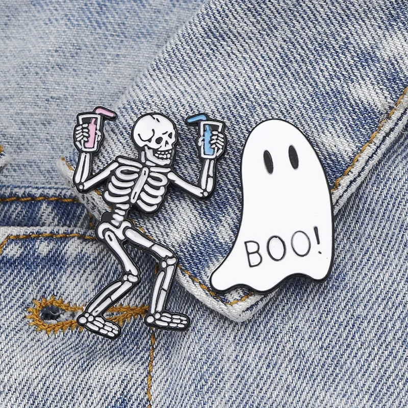 Halloween series brooch, punk retro, skull drinking a drink, BOO little ghost, cowboy badge