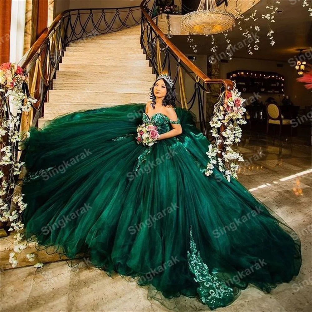 Блестящее изумрудно-зеленое платье для Quinceanera, блестящее бальное платье с аппликацией и бисером, с открытыми плечами, на день рождения, платье на шнуровке для 15 лет