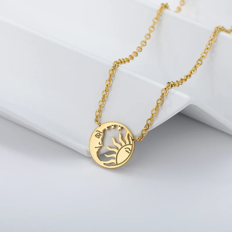 Stainless Steel Moon and Sun Face Pendant Necklace For Women Minimal Disc Coin Necklace Fashion Jewelry Bijoux Femme 2021 Trendy