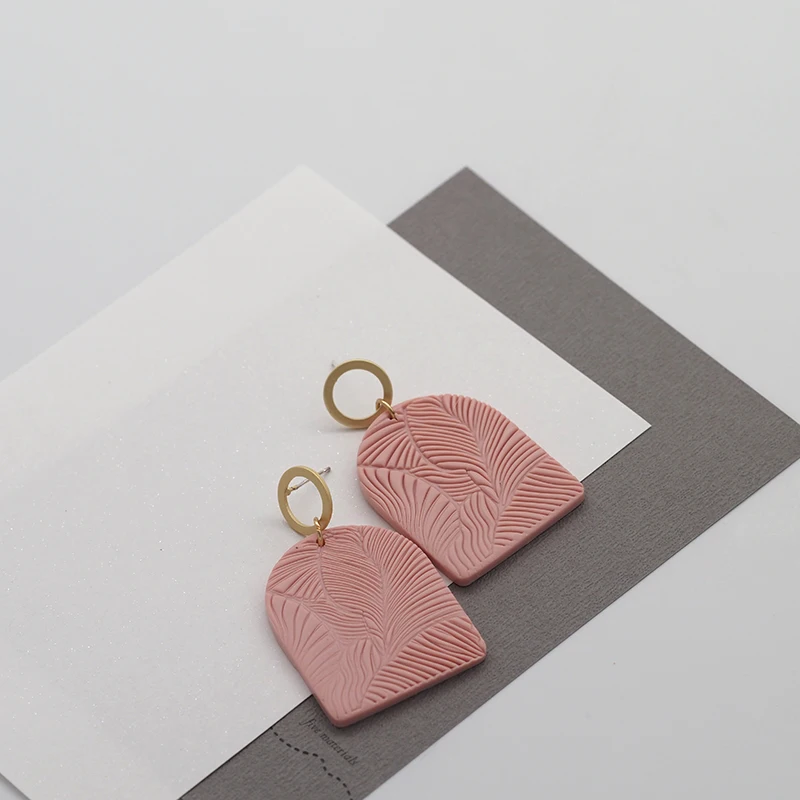 Leaf Imprint Polymer Clay Boho Arch Dangle Earrings Tropical Palm Leaf Jewelry Aesthetic Modern Clay Accessories Earthy Tone