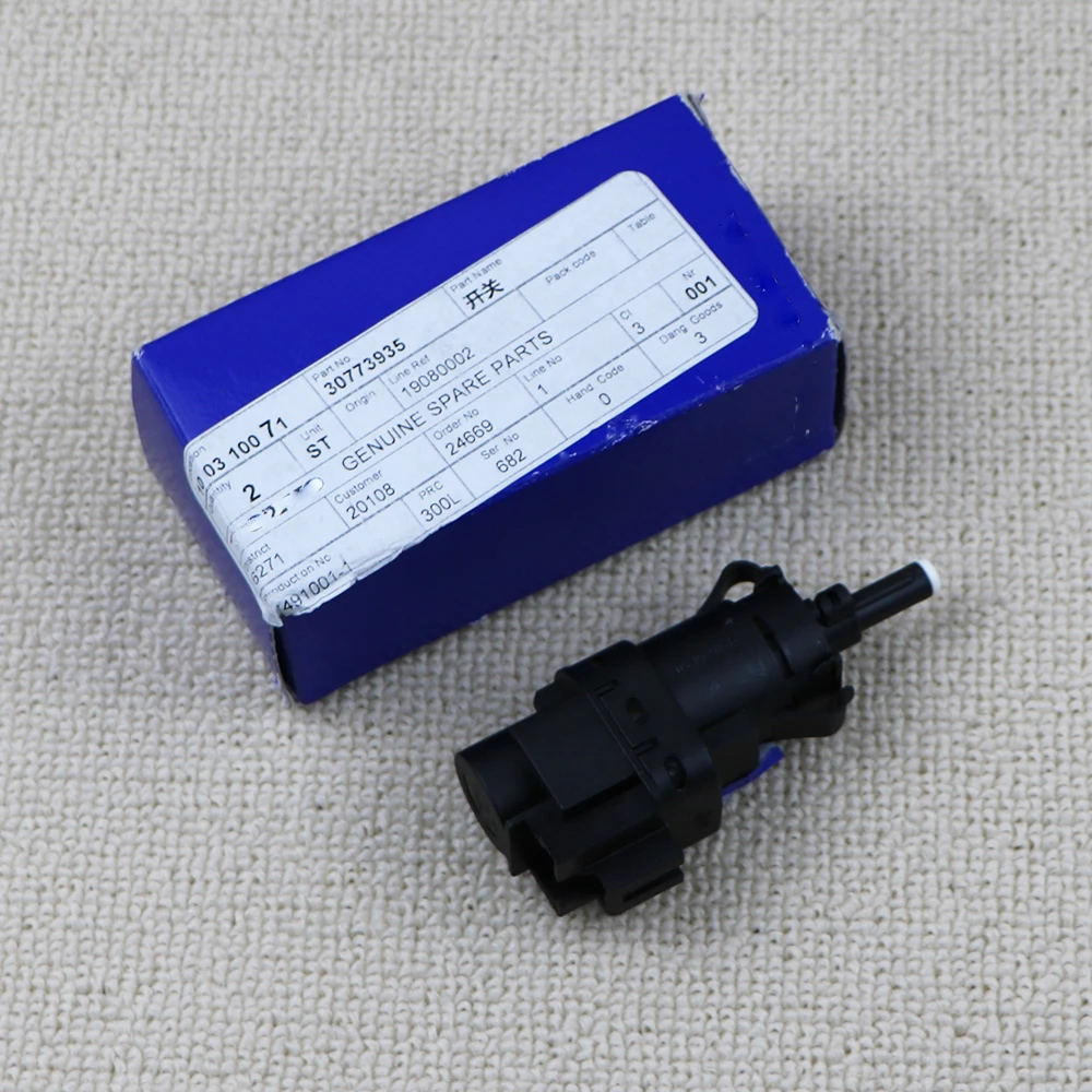 30773935 Brake Light Switch Sensor Fit For VOLVO C30 C70 S40 S60 S80 V50 V60 V70 XC60 XC70 Stop Lamp Switch 30773935