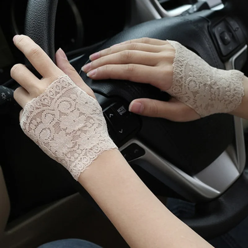 Sexy Lace Sleeve Women Short Thin Elastic Cover Scars Wrist Half Finger Gloves Summer Driving Fingerless Sunscreen Mittens M60