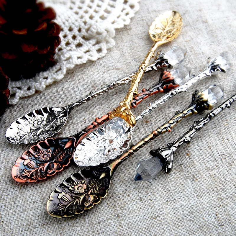 3 Styles Retro Coffee Spoon Fashion Carved Flower Crystal Fruit Dessert Spoons Coffee Tea Mixing Spoons Tableware Party Supplies