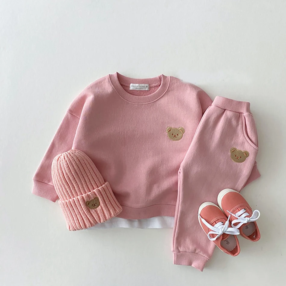 

Children Boutique Outfits Kids Sports Wear Bear Embroidery Sweatshirt+Pants 2 Piece Suit Boys Tracksuit Toddler Girl Clothes Set