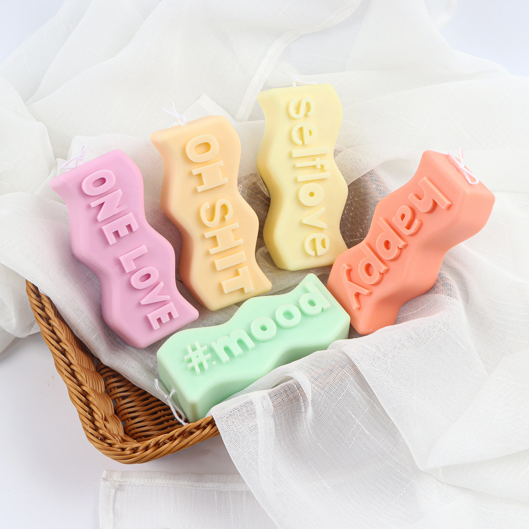 

DIY Dream Slogan Silicone Candle Moulds Korean Style Handmade Decoration Rectangle Wave Shape English Words Soap Mold