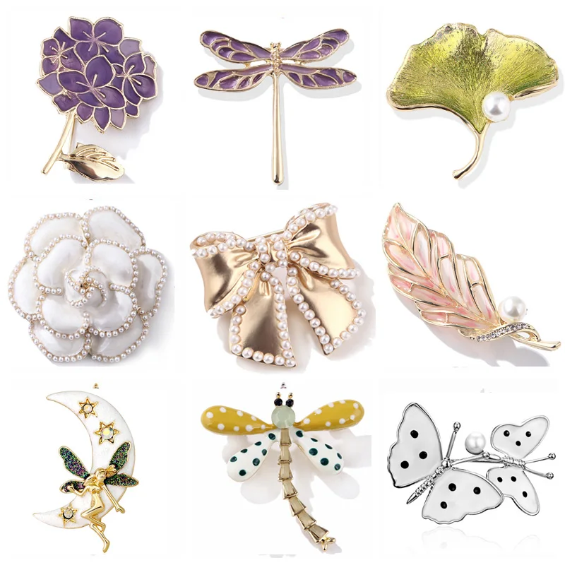 New Pearl Rhinestone Dragonfly Wreath Butterfly Brooch for Women Trendy Elegant Circle Leaf Brooch Pins Party Wedding Gifts