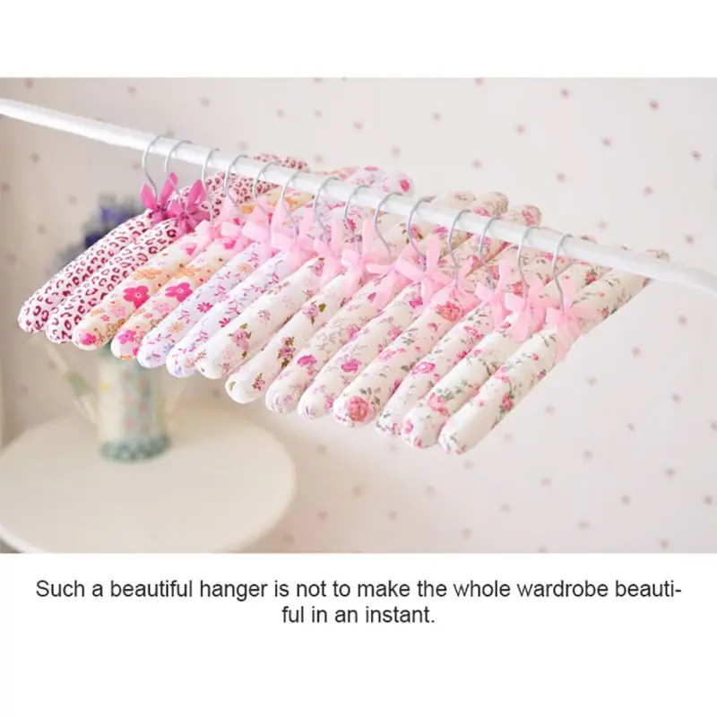 Flower Printed Cotton Fabric Sponge Hanger Elegant Sponge Padded Clothes Hanger Clothes Suit Dress Hangers Random Printed 1PC