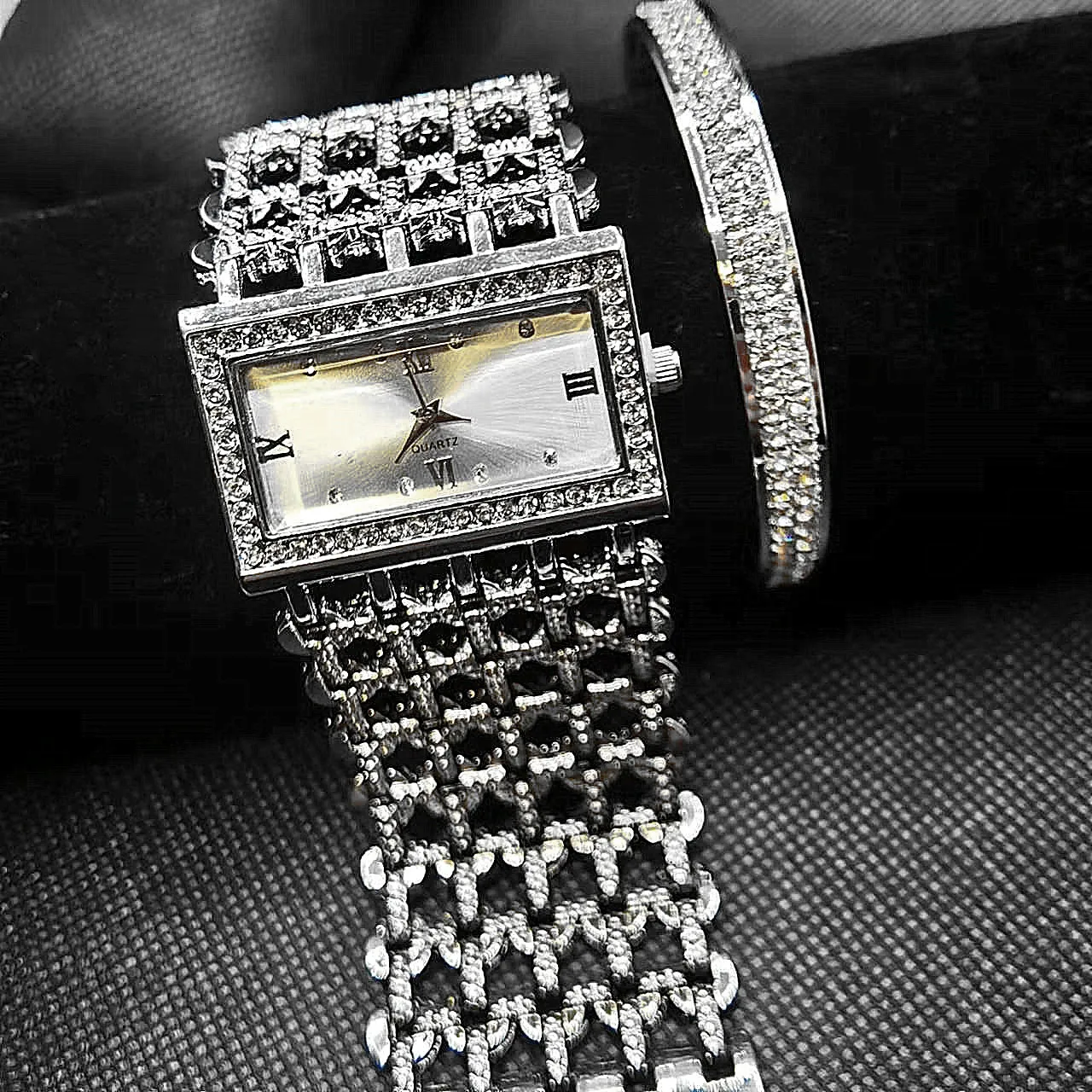 2pcs set Iced Out Watch Bangle for Women Bling Bracelet Iced Out Watch for Women Luxury Gold Watch Set Women Relojes Para Mujer