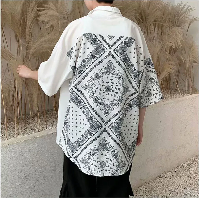 Chic Men's Oversize Paisley Shirt Bandana Graphic Patchwork Male Casual Shirts Thin Short Sleeve Wholesale 2023 Streetwear