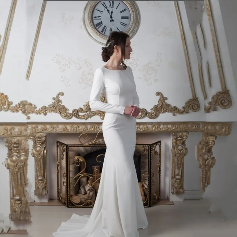 Robe de mariée sirène à manches longues, élégante, simple, classique, gaine, col rond, train de balayage, dos nu, sur mesure, 2024