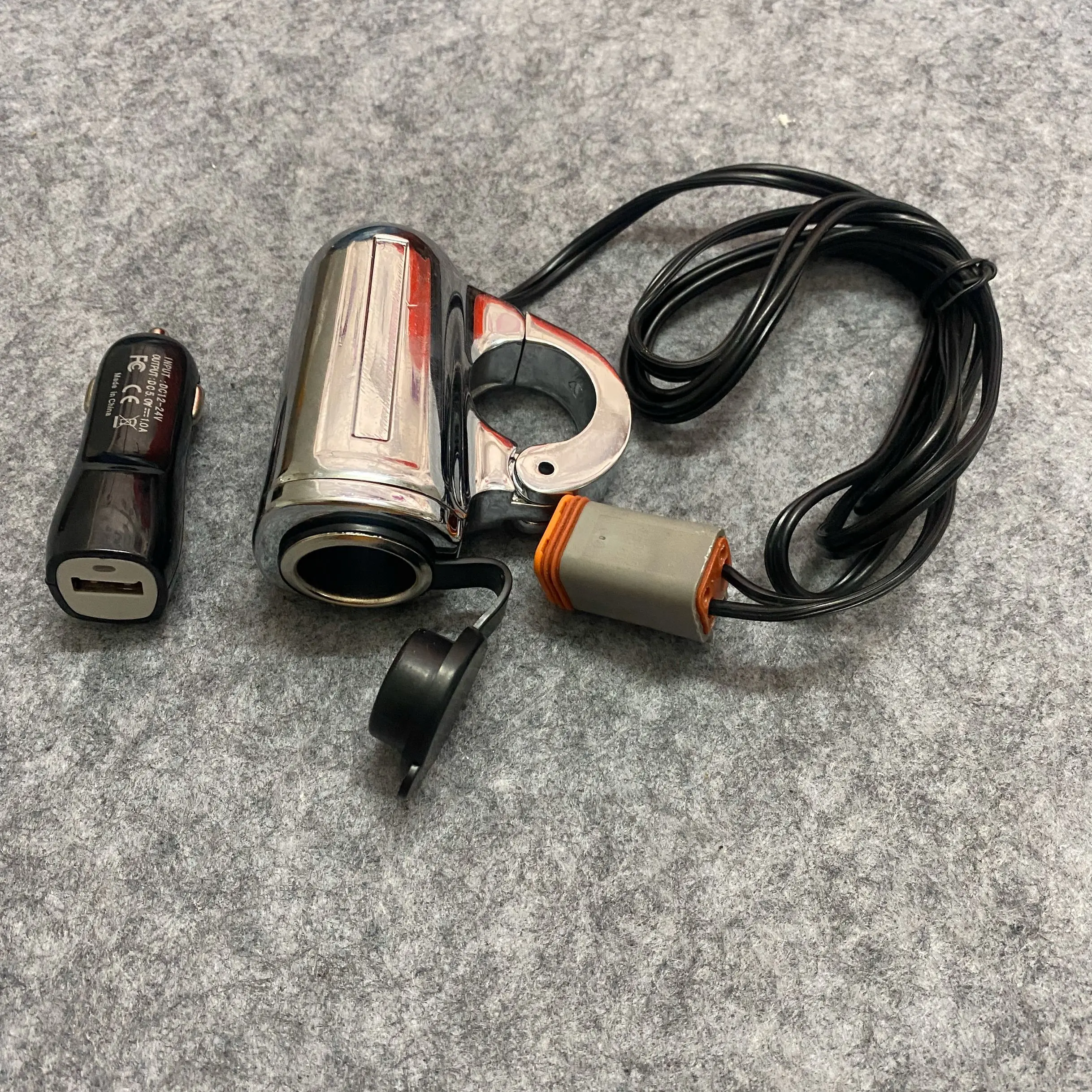 Dla Harley Sportster Touring Dyna Softail Custom Road King ładowarka USB zapalniczka samochodowa złącze ładowania