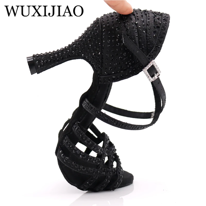 WUXIJIAO Latin siyah Rhinestone dans ayakkabıları kadın Salas balo salonu ayakkabı küba topuk 8.5cm vals yazılımı sıcak satış dans ayakkabıları