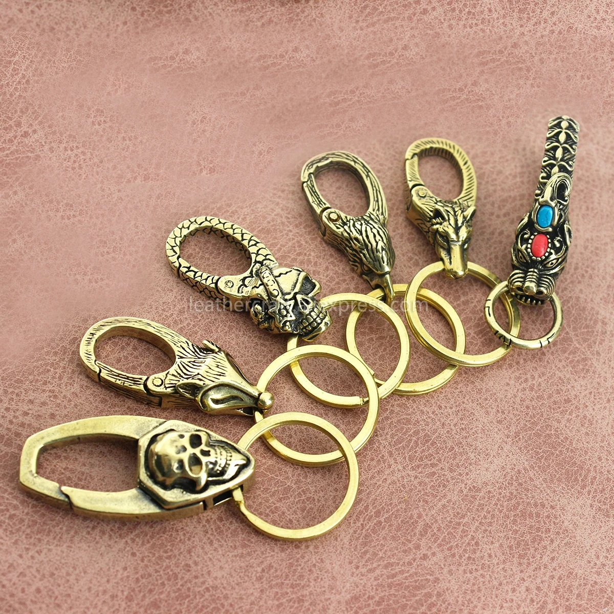 1pcs Solid Brass Belt O-ring Hook Devil Skull Dragon Hook Key Fob Clip Keychain Key Ring Wallet Chain Hook Leather Craft Decor