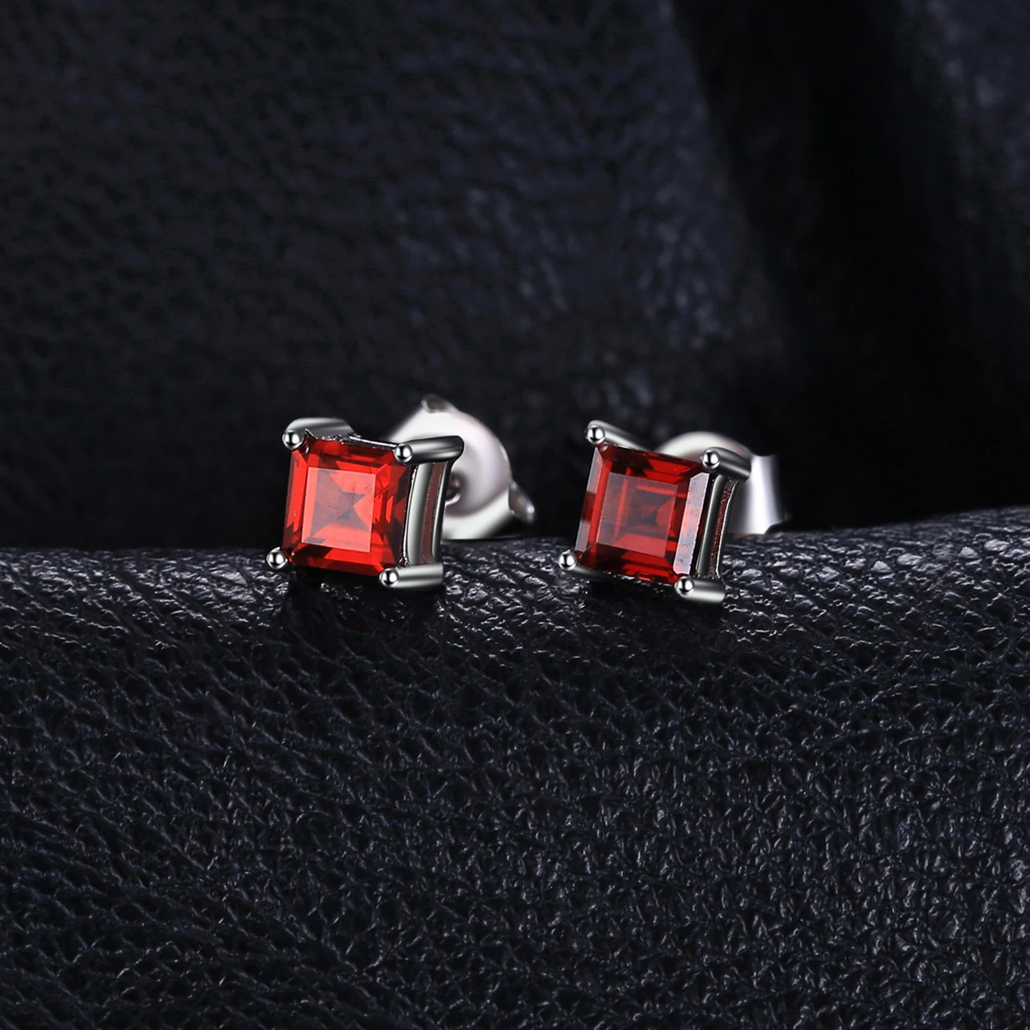 JewelryPalace Square Genuine Princess Cut Red Garnet 925 Sterling Silver Stud Earrings for Women Earrings Fashion Jewelry