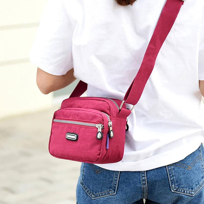 Bolso de hombro de nailon para mujer, bandolera informal de diseñador, resistente al agua, 2023