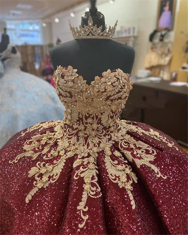 Świecący bordowy długie z cekinami koronkowa suknia Lady sukienka na Quinceanera sznurowane gorset Plus rozmiar Vestidos De Quinceañera 15 Años