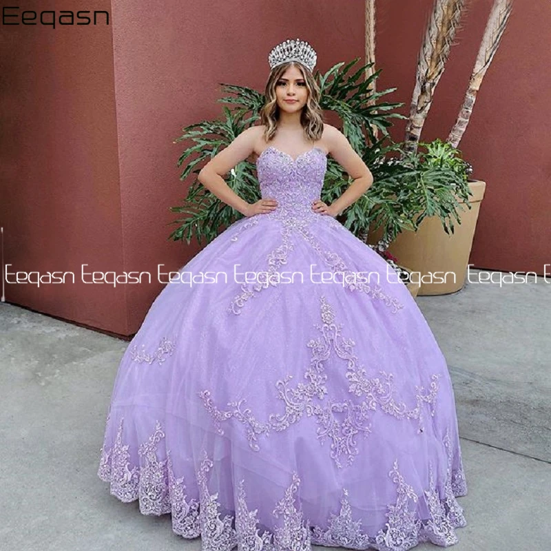 Eeqasn-Vestido de baile lila para quinceañera, corsé con cuello en V, dulce, 16 vestidos, Apliques de encaje, 15 años, para baile de graduación de celebridades