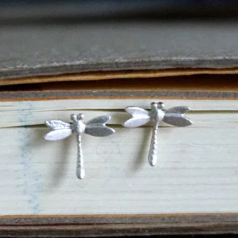 Prawdziwe 925 srebro dragonfly stadniny kolczyki dla kobiet dziewczynki moda sterling-srebrny-biżuteria brincos brinco
