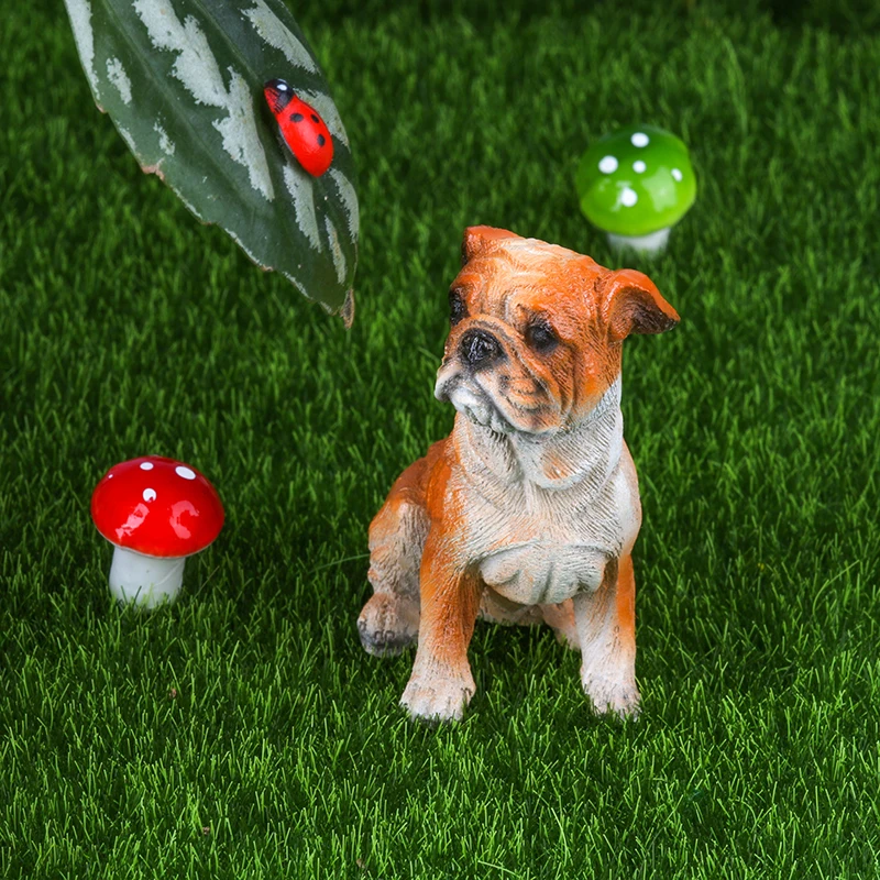 Simpatico Belldog Dog Miniature Fairy figurine decorazioni da giardino Mini Gnome muschio animali giocattoli per la casa regali figurine in resina Bonsai
