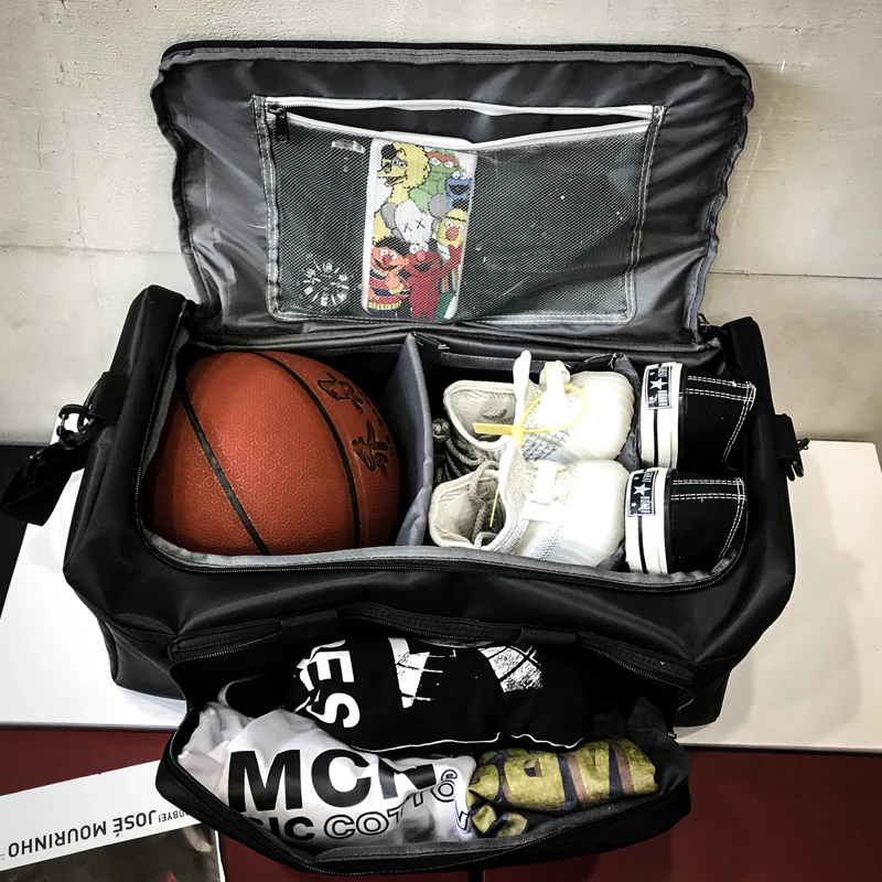 

Basketball bags, sports training bags, fitness bags, travel bags, large-capacity men's portable travel bags, luggage bags.