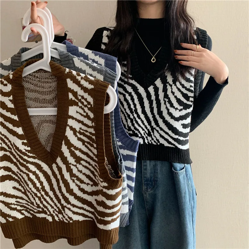 Cropped Sweater Vest Women Autumn Chic Loose New Fashion Female Outerwear Knitted All-match Sleeveless Simple Lady Clothing Ins