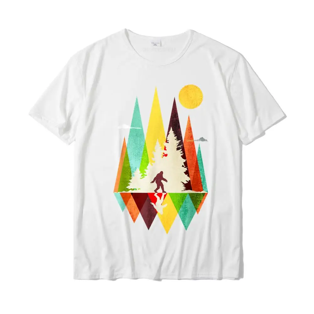 Bigfoot Mountain Funny Minimalist Abstract Art T-Shirt Camisas Hombre Graphic Men T Shirts Custom Tops Shirts Cotton Group