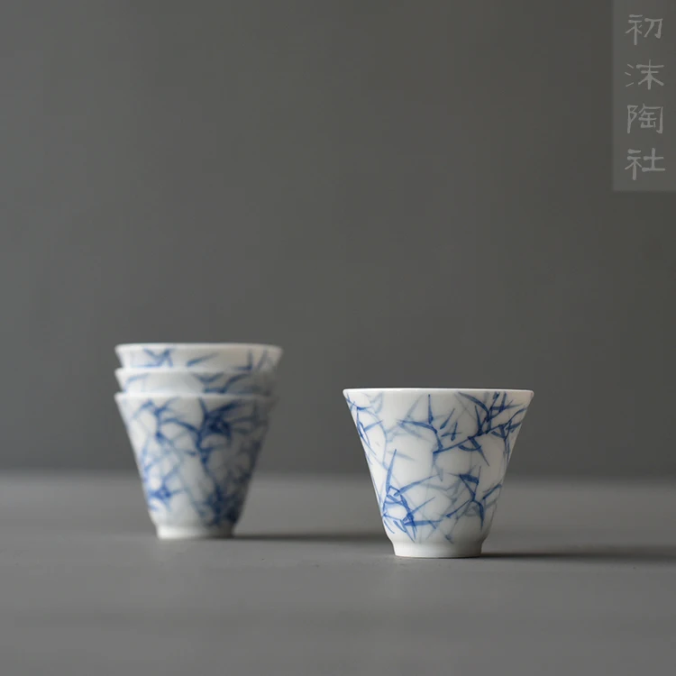 ★Early foam hand under the glaze the jingdezhen blue and white bamboo master cup of liquor master kung fu small tea cups