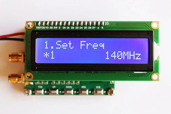 

RF Signal Generator with Sweep Function 140MHz~4.4GHz