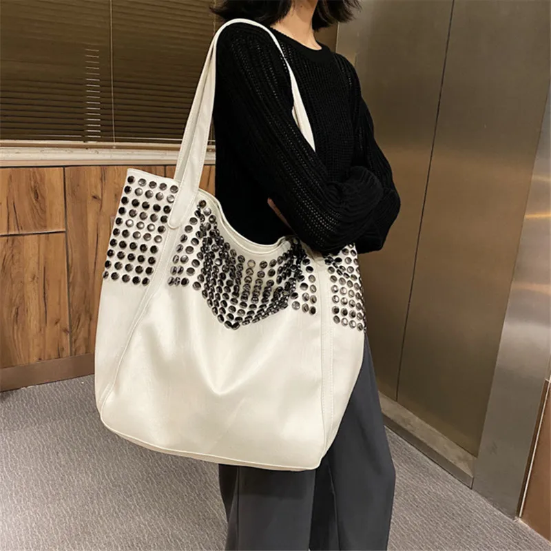 Fashion Big Tote Bag Rivet Large Capacity Handbags High Quality Armpit Bags Female Soft Leather Shoulder Shopper Bag Dropship