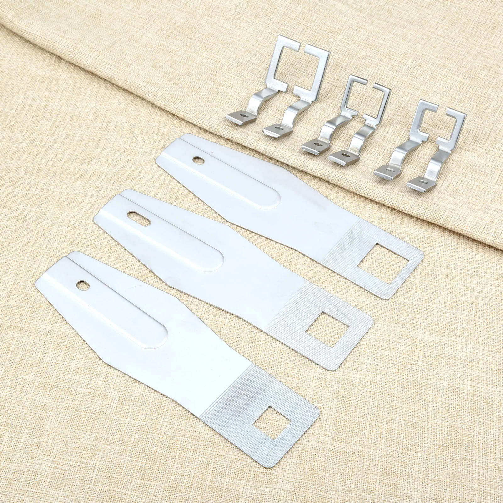 1set Feed Plate and Clamp for the Juki 1900 Industrial Bar Tack Sewing Machine Work Foot Presser 16*16/20*20/25*25mm