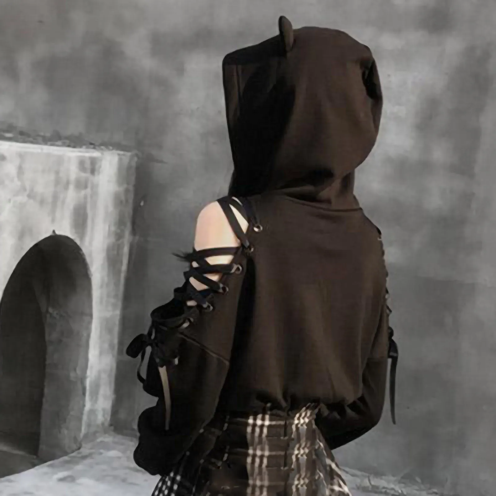 Black Gothic Crop Top Women Hoodies Punk Sweatshirt Off Shoulder Lace Up Hooded Pullover Cat Ear Short Style Female Jacket Coat