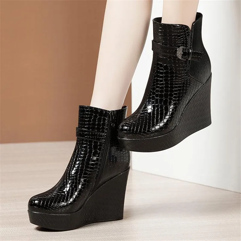 New spring Autumn Women Ankle Boots Women wedge platform high heels Boots Solid Lace-up Fashion Ladies shoes Plus size 33-43