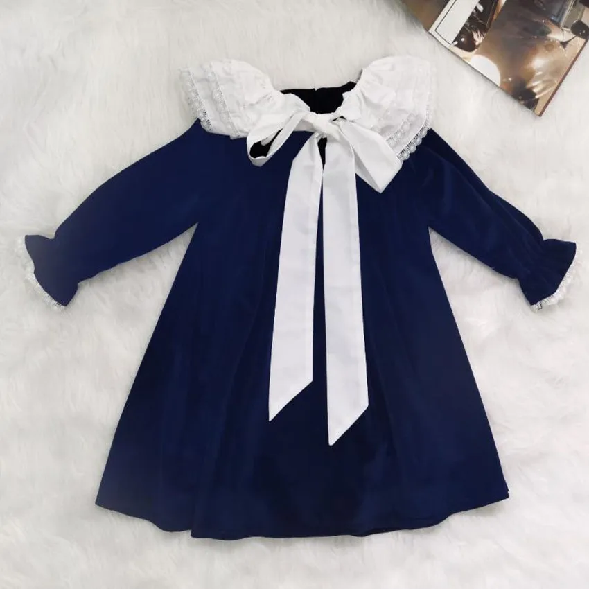 Baby girl autumn winter retro Court velvet princess dress kis bow long sleeve brithday party dress a-line