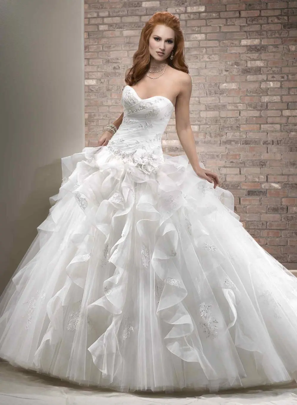 Elegante vestido de novia de Organza de múltiples capas sin cordones, 2019