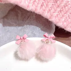 Pendientes colgantes de gota Rosa coreana para mujeres y niñas, lindo pendiente de bola esponjosa con lazo Pom, joyería Kawaii de Navidad para niños, Otoño e Invierno