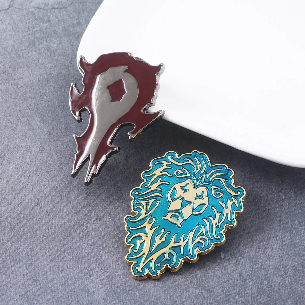 Game World of Warcraft Tribal Logo Pins Brooches Alliance Horde WOW Badge Brooch for Women Men Jewelry Gift