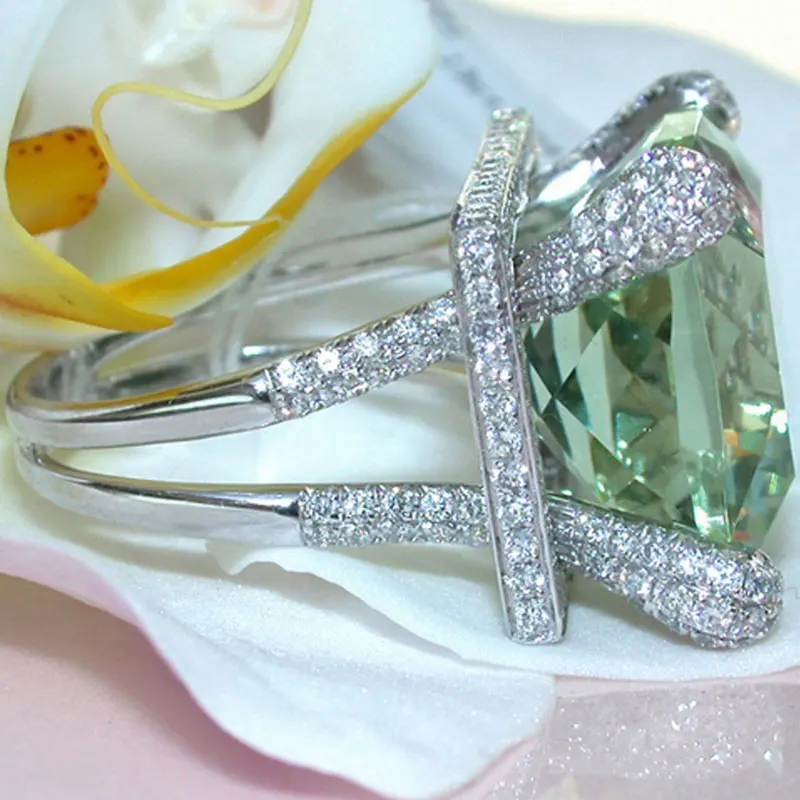 Glamour Fashion Woman Green Zircon Silver Plated Ring Engagement Wedding Ring Jewelry Accessories