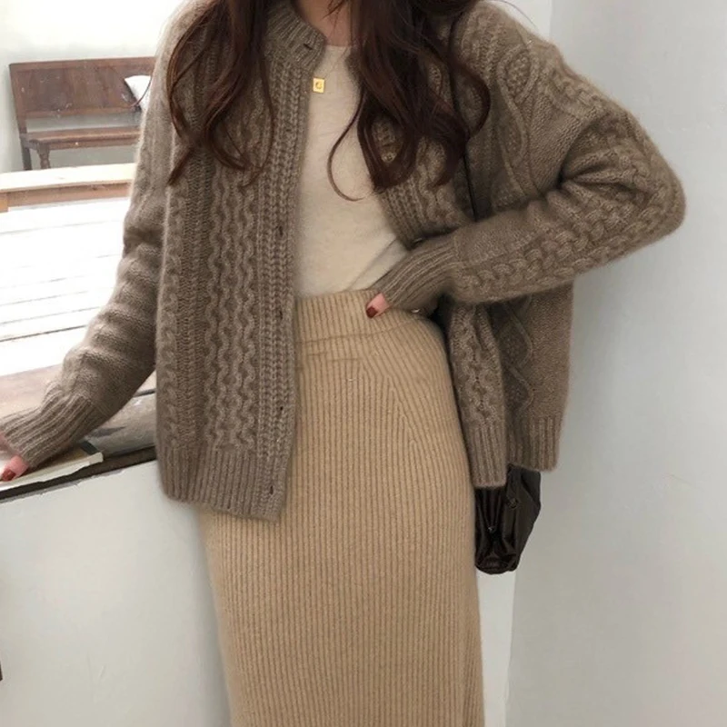 Fall Winter New Style 100% Cashmere And Wool Sweater Cardigan Women Loose Lazy O-Neck Twist Cardigans Soft Knitted Jacket