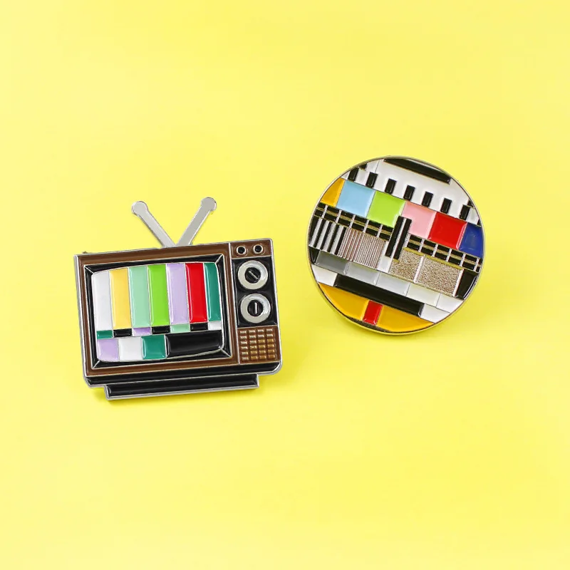 No Signal Enamel Pins Custom Old-school TV Screen Brooches Creative Button Badge Fashion Backpack Jewelry Gift for Kids Friends