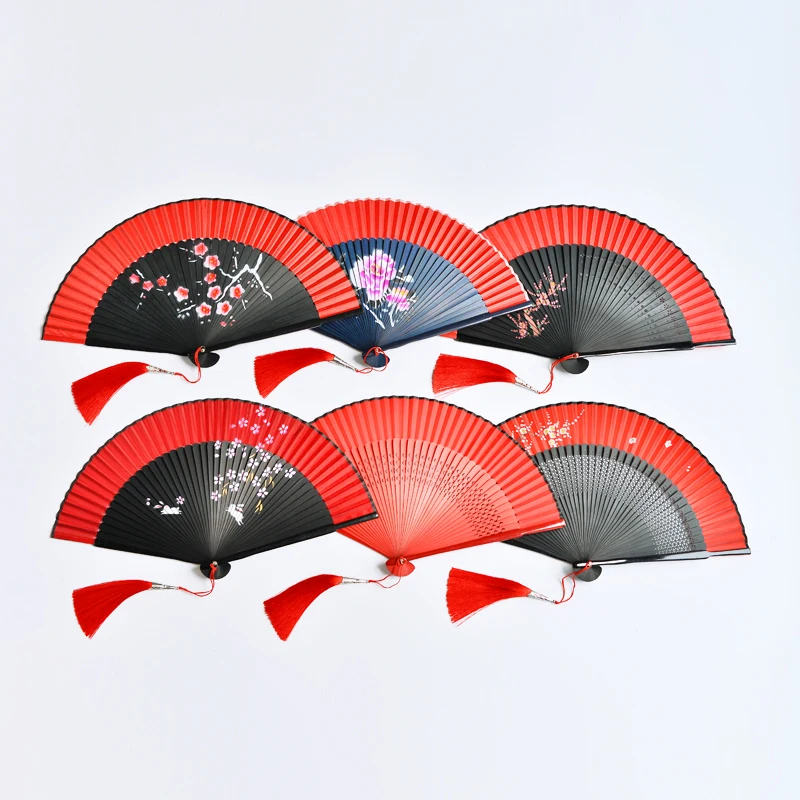 

Red Folding Fan Dance Fan Chinese Style Classical Tassel Cheongsam Hanfu Fan Opens and Closes Smoothly