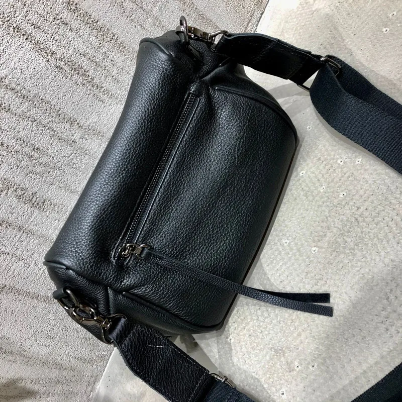 Retro Soft Genuine Leather Crossbody Bags For Women Large Capacity Daily Travel Saddle Bag Solid Black Tassel Zip Chest Satchel