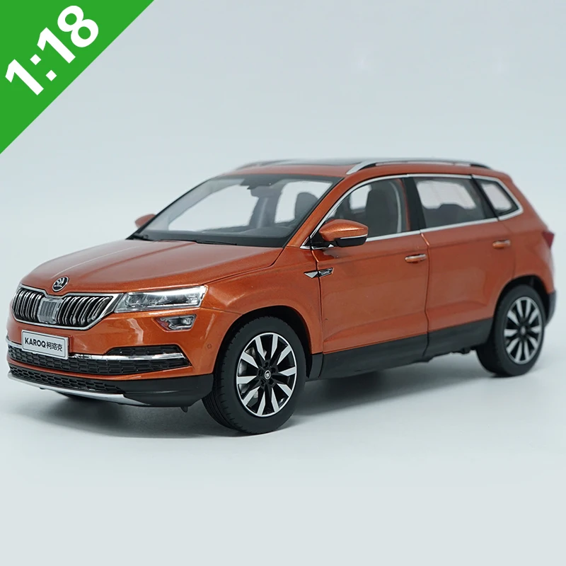 Original Box 1:18 High Meticulous Skoda KAROQ Alloy Model Car Static Metal Model Vehicles For Collectibles Gift