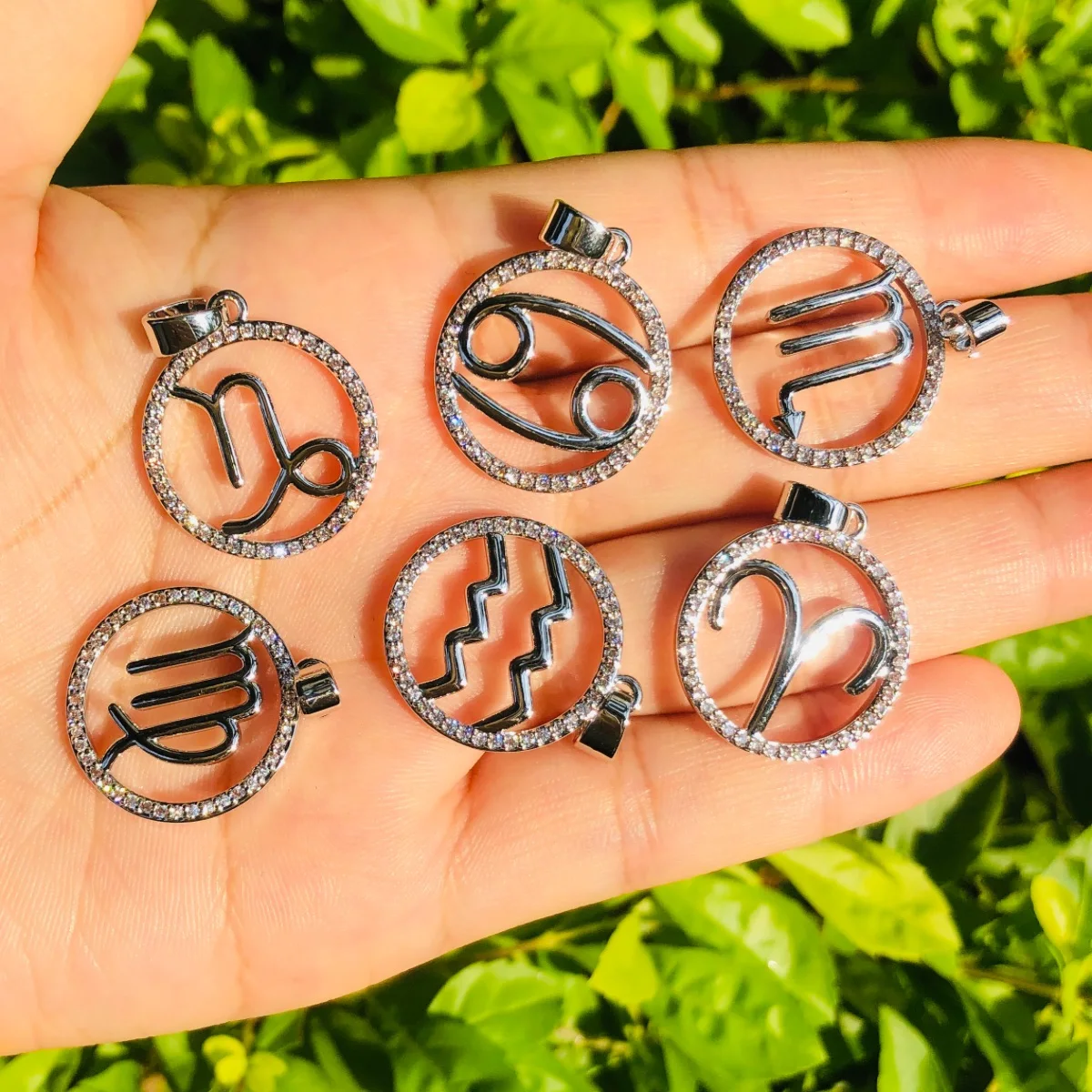 12pcs Cubic Zirconia Paved Round Zodiac Signs 12 Constellation Charms Pendants for Women Bracelet Girl Necklace Making Wholesale