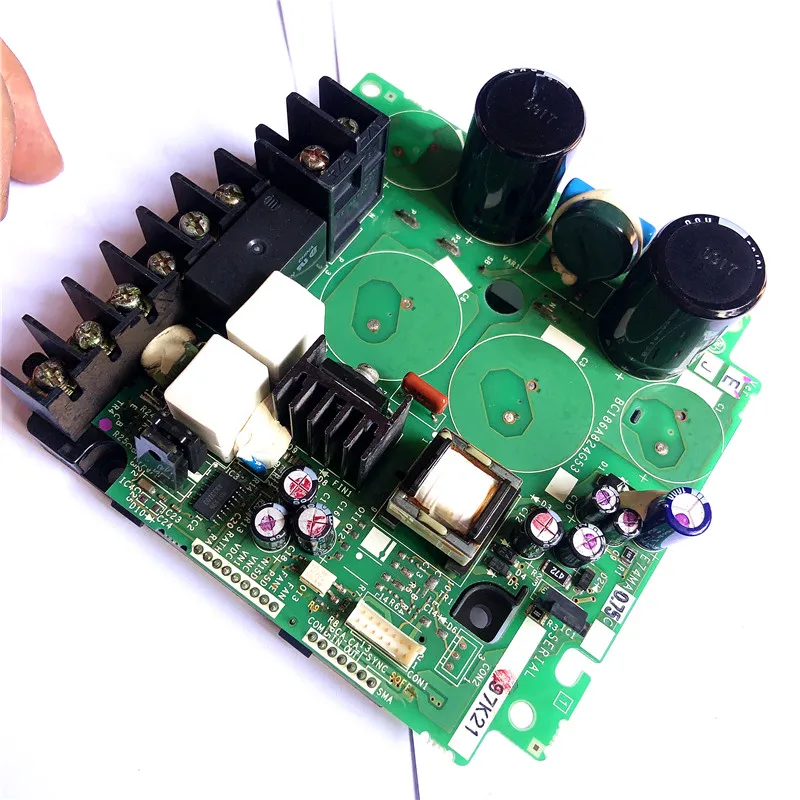 ميتسوبيشي العاكس E700-E740 سلسلة 0.4kw و 0.75kw وحدة الطاقة قاعدة BC186A824G53