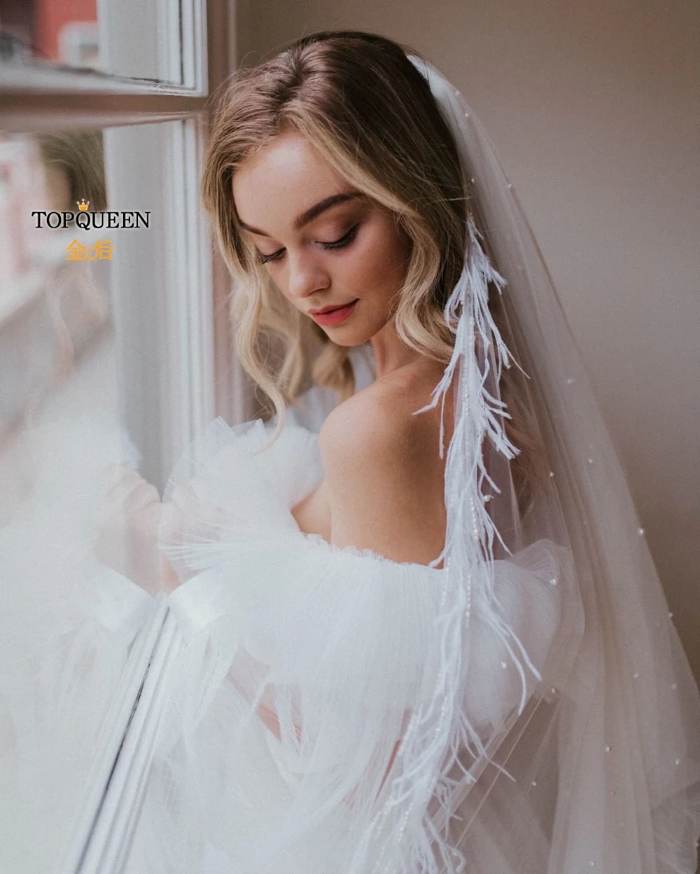 Topqueen V23 Parels Wedding Veil High-End Bridal Veils Met 3D Veren Elegante Bruid Sluier Met Kam 2021 Bruiloft accessoires